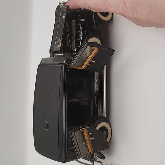 Vintage Franklin Mint 1930 V16 452 Cadillac Imperial Sedan NWT Black - Picture 10 of 12